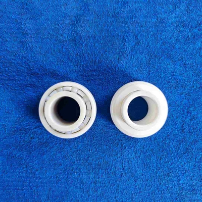 ZrO2 UC205 Κεραμικό σφαιρικό ελαστικό PTFE κλουβί με προσαρμοστικό νήμα σε συστήματα μεταφοράς