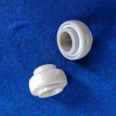 ZrO2 UC205 Ceramic Insert  Ball Bearing PTFE Cage With Adapting Thread In Conveyor Systems